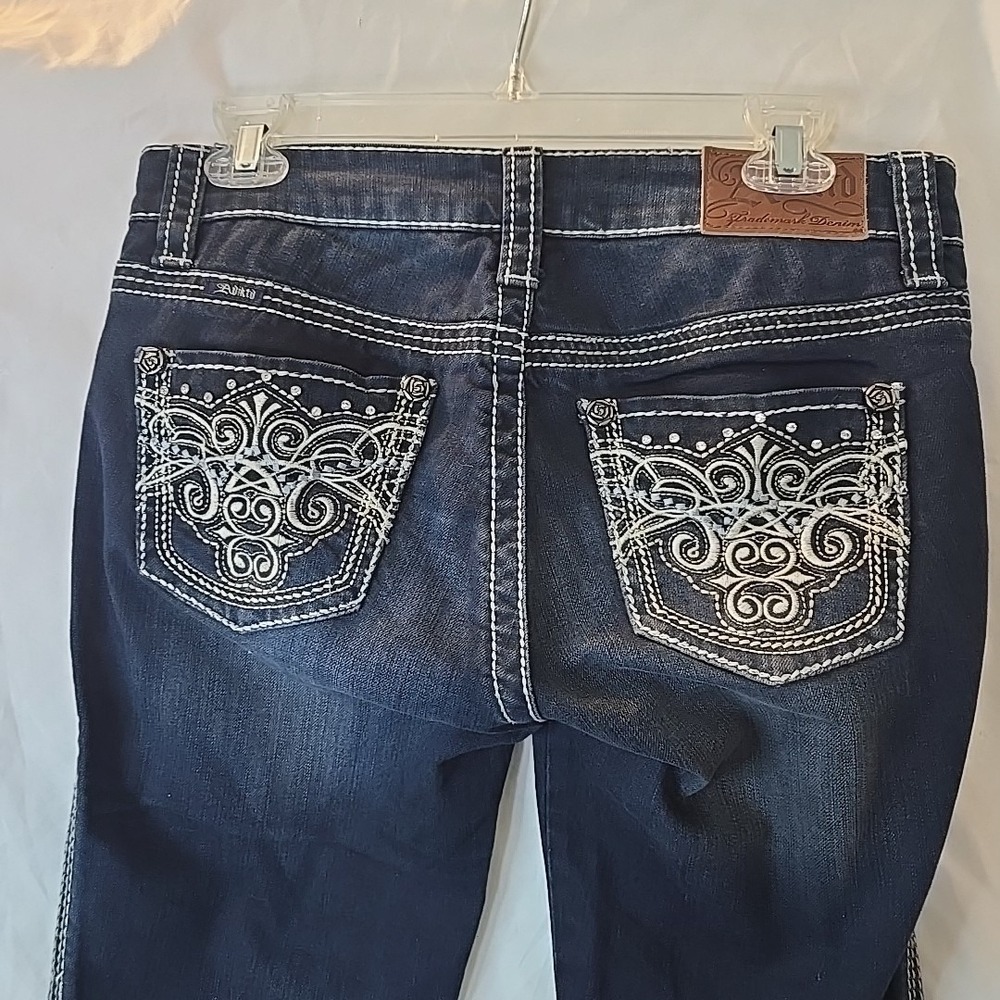 Adiktd Dark Wash Embroidered Rhinestone Studded Bootcut Jeans Size 6/33 Y2K - Picture 8 of 16